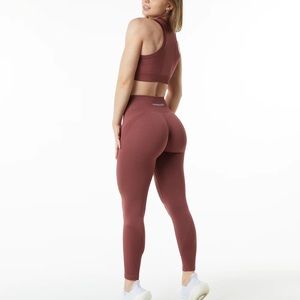 Alphalete Ozone Leggings in Gingerbread